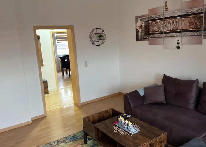 Nahe Bahnhof Und Dem Goitzschesee * Bitterfeld-Wolfen