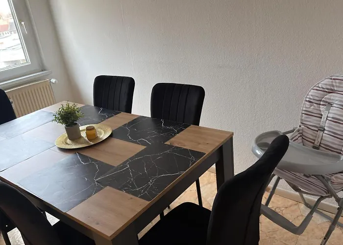 Nahe Bahnhof Und Dem Goitzschesee Апартаменты