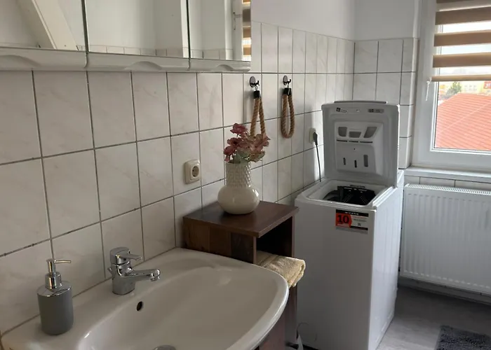 Apartment Nahe Bahnhof Und Dem Goitzschesee