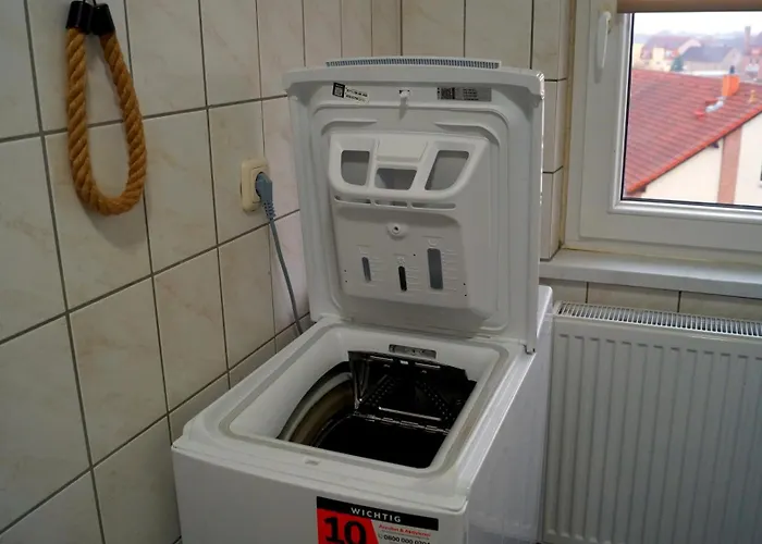 Nahe Bahnhof Und Dem Goitzschesee Apartment *